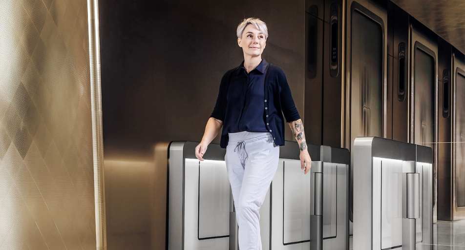 “Visitors experience a seamless connection between inside and outside.”