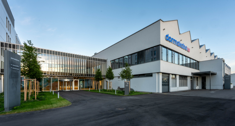 Bereit für neues Wachstumskapitel – dormakaba beendet erfolgreich Phase der Transformation und erzielt mit 16,1 Prozent Rekordwert bei der bereinigten EBITDA-Marge